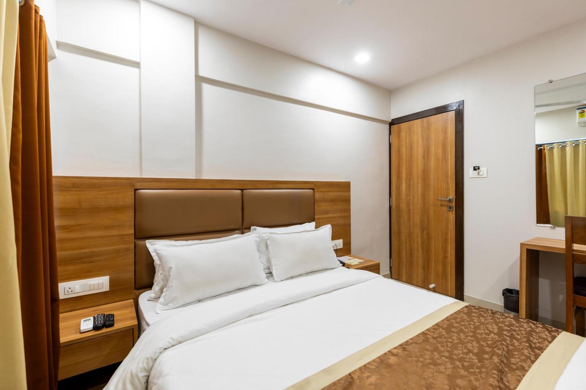 Hotel Embassy Park - Bkc مومباي المظهر الخارجي الصورة
